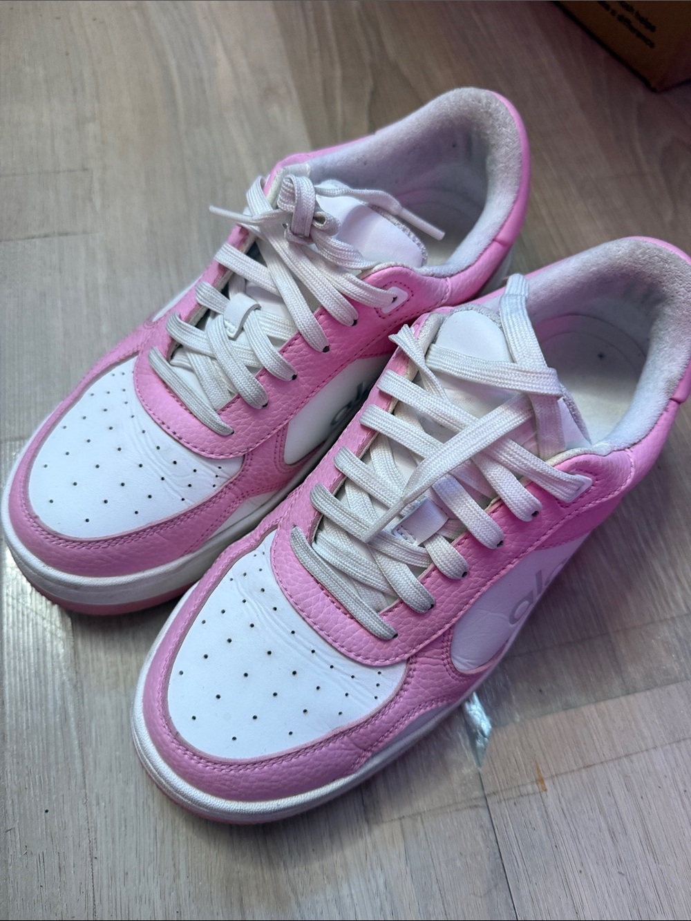 alo Low-Top Sneakers in Pink and White - Casual Everyday Shoes 8